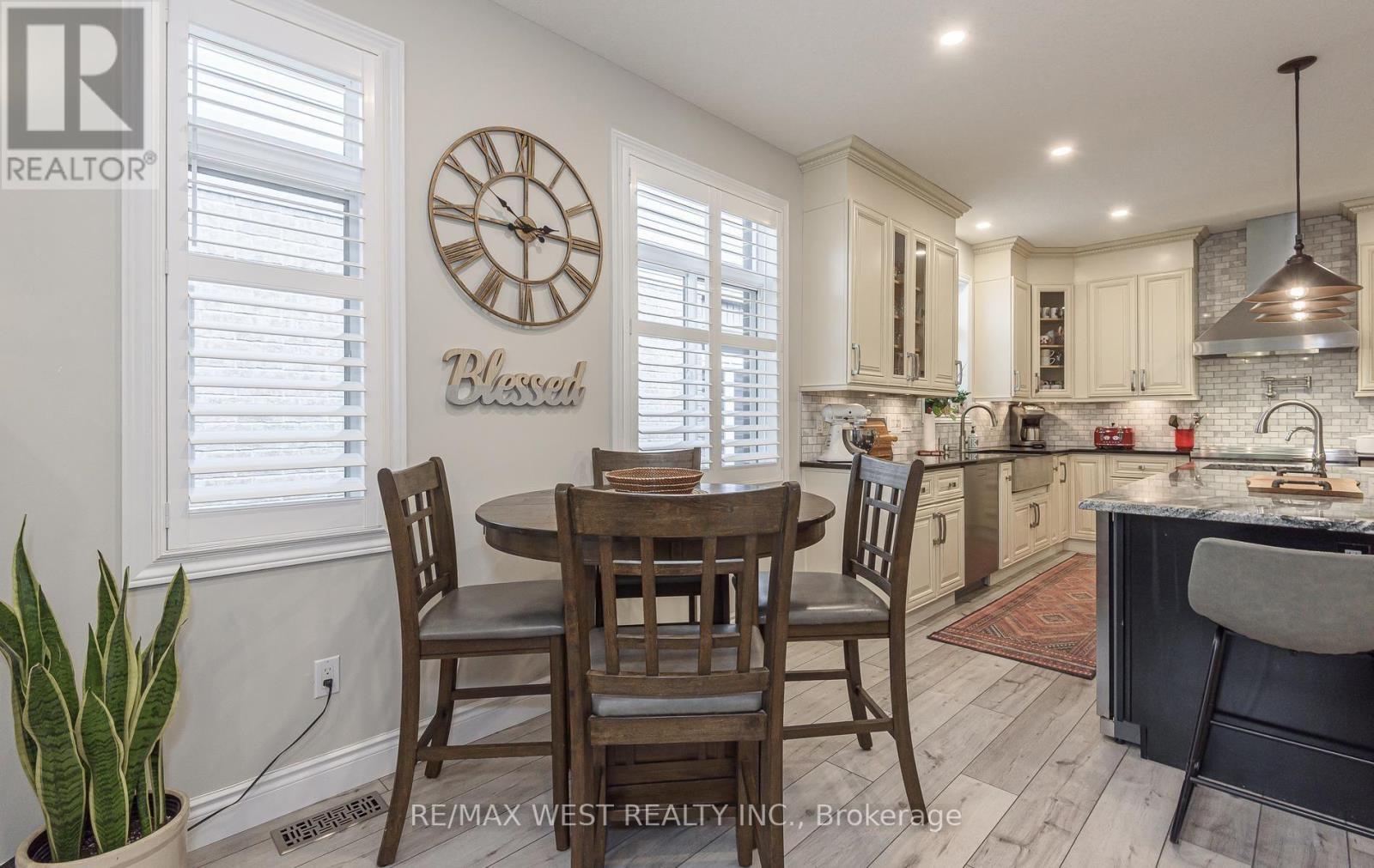 128 SAMMON DRIVE - Image 17