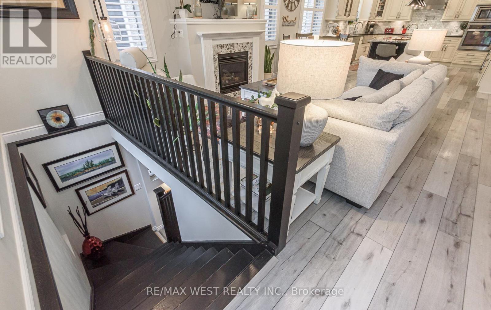 128 SAMMON DRIVE - 30
