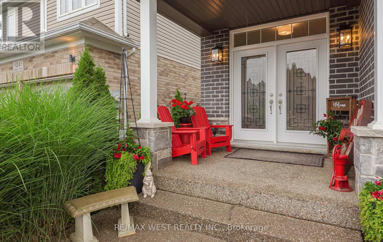 128 SAMMON DRIVE - Image 4