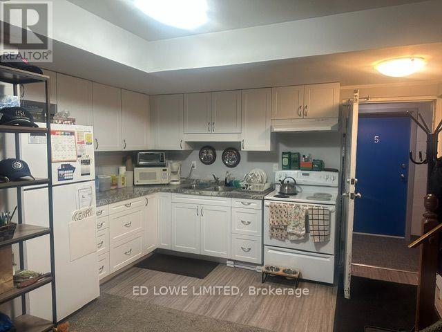 415 MAIN STREET - 11