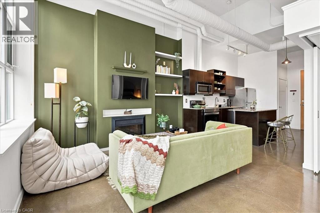 #408 410 KING Street W - Image 16
