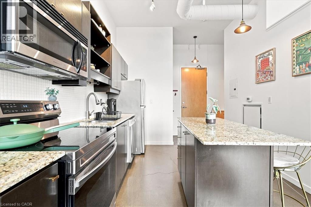 #408 410 KING Street W - 7