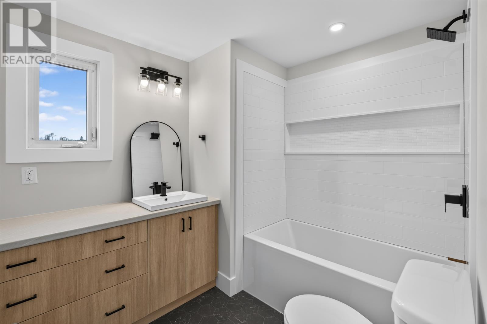 2930 Kerrytown Road - Image 30