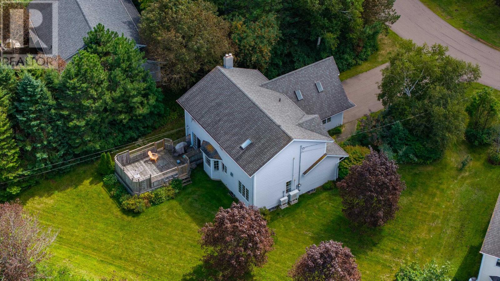 83 Kennedy Drive - 11