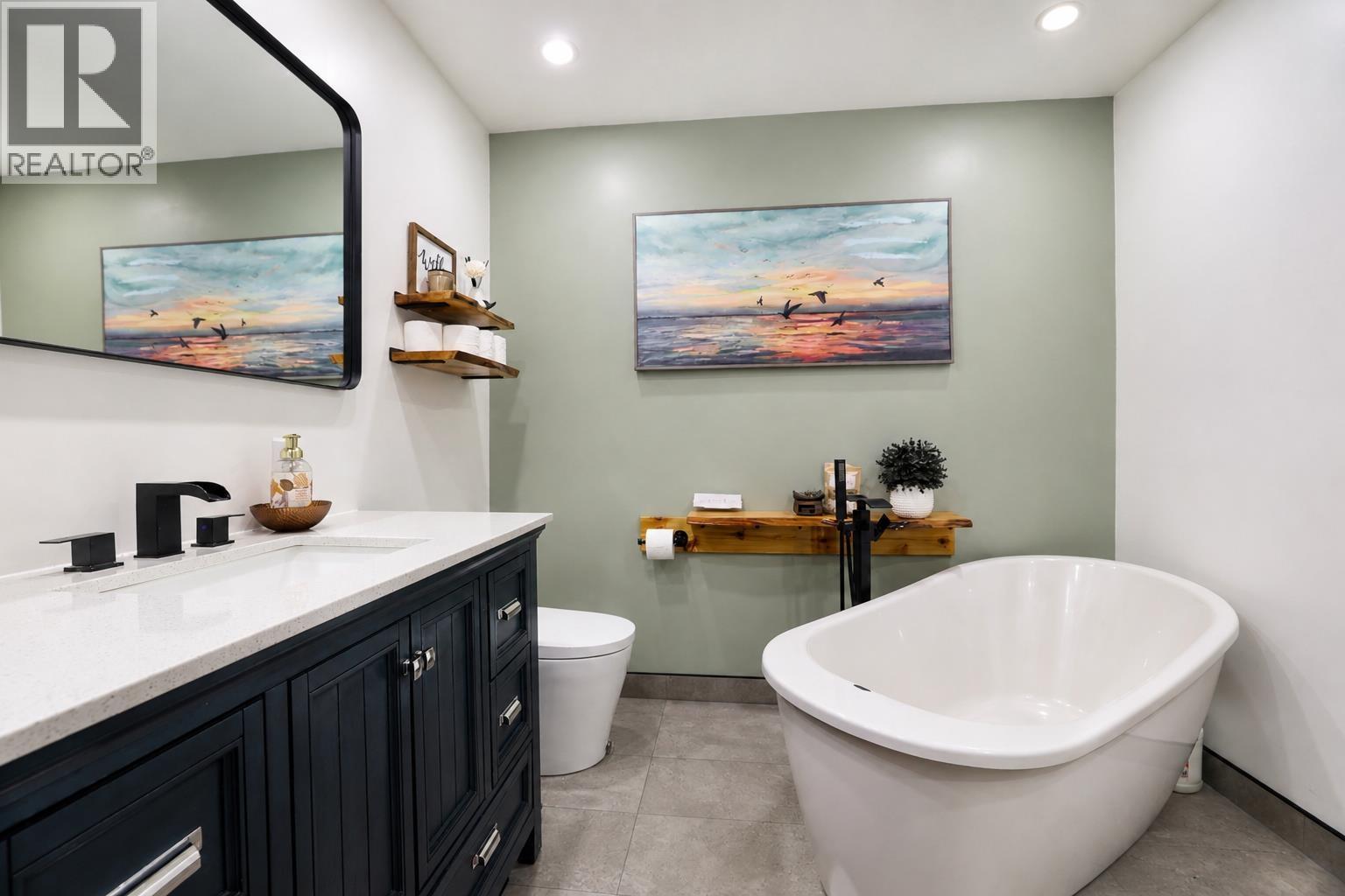 33 OKANAGAN STREET - Image 11