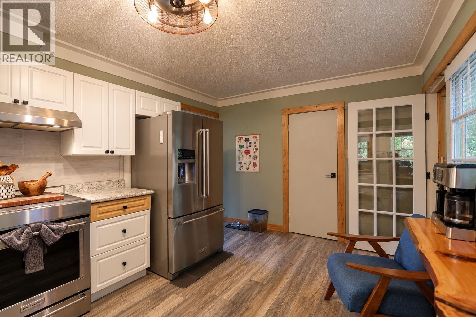 33 OKANAGAN STREET - 5