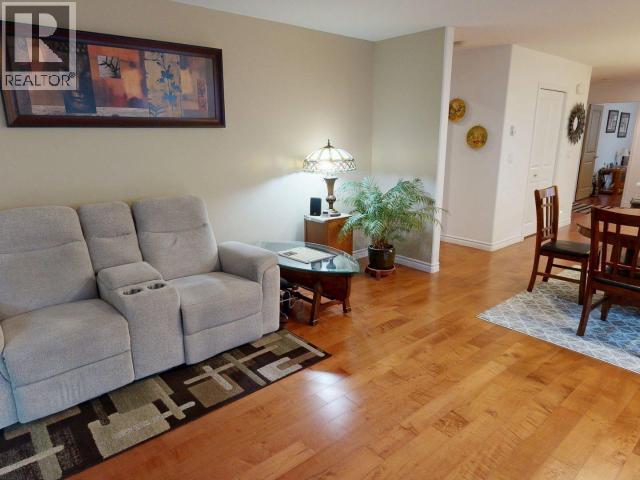 #24 4415 MANSON AVE - Image 3
