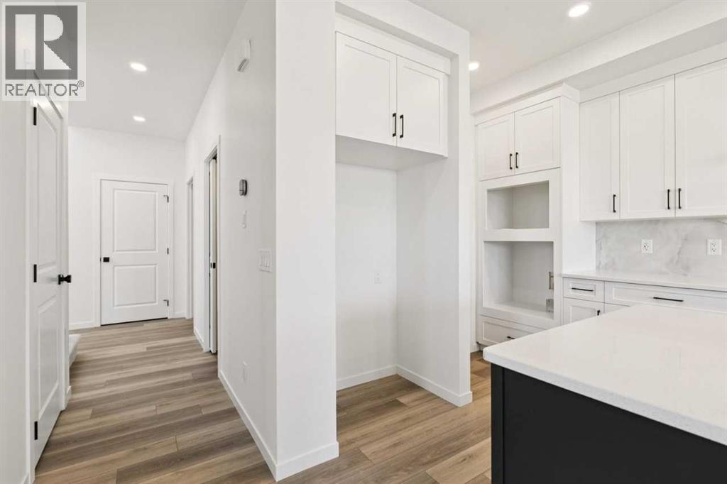 Listing photo – 118 Creekstone Place SW, Calgary