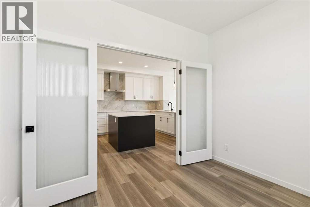 Listing photo – 118 Creekstone Place SW, Calgary