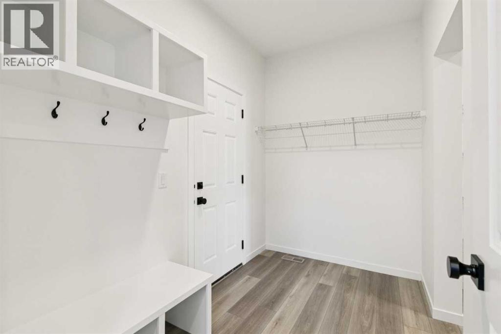 Listing photo – 118 Creekstone Place SW, Calgary