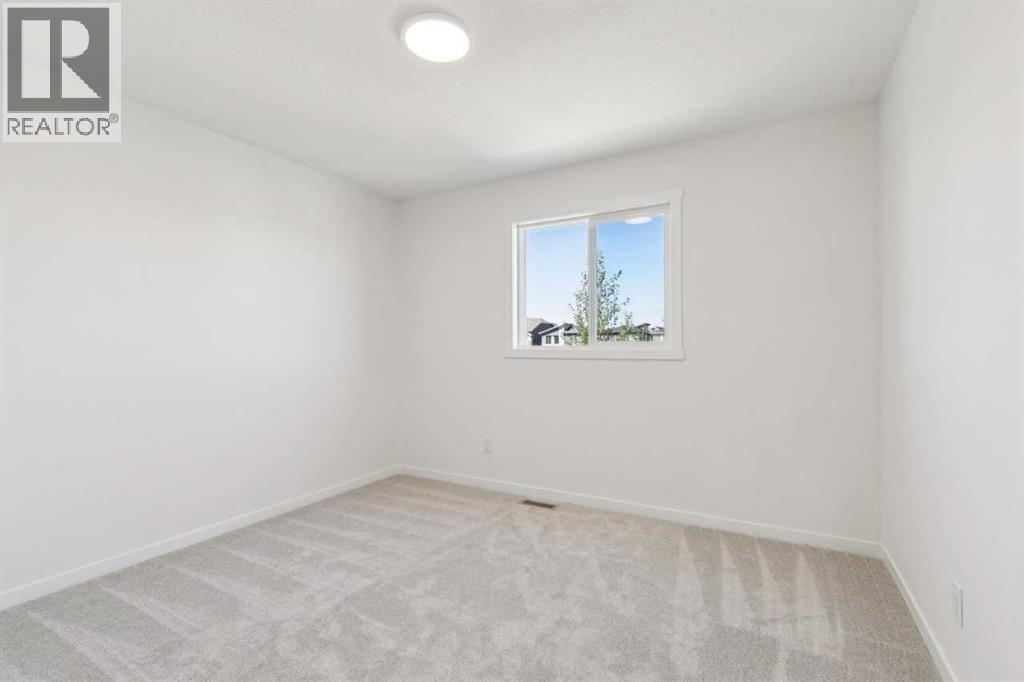 Listing photo – 118 Creekstone Place SW, Calgary