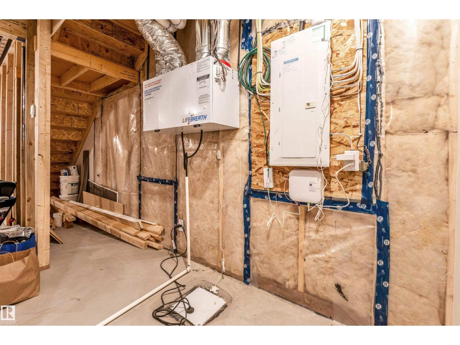 1336 11 AV NW - Image 47