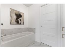 803 Rue De La Littérature, Gatineau, QC J8T0E4 Photo 20