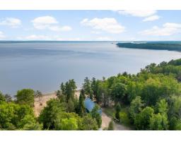 203 Ch. Owl's Landing, L Isle Aux Allumettes, QC J0X1M0 Photo 29