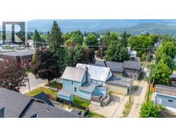 Full bathroom - 509 Mackenzie Avenue, Revelstoke, BC V0E2S0 Photo 6