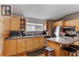 509 Mackenzie Avenue, Revelstoke, BC V0E2S0 Photo 23