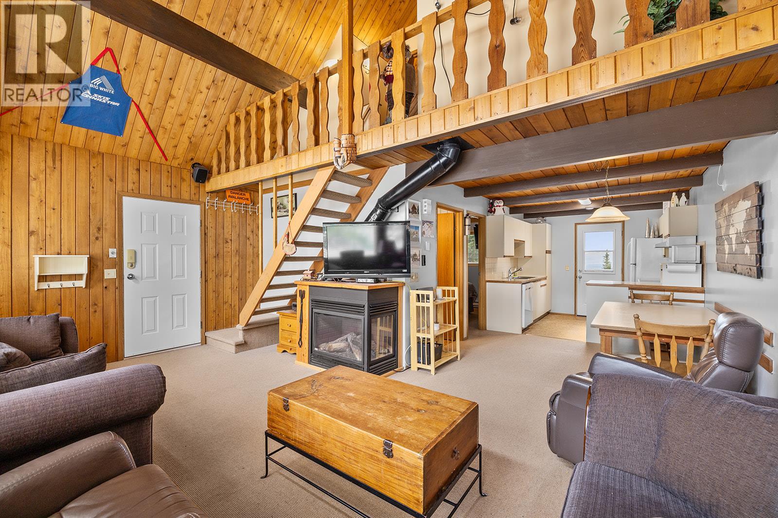 7485 Porcupine Road Unit# 1 and 2, Big White