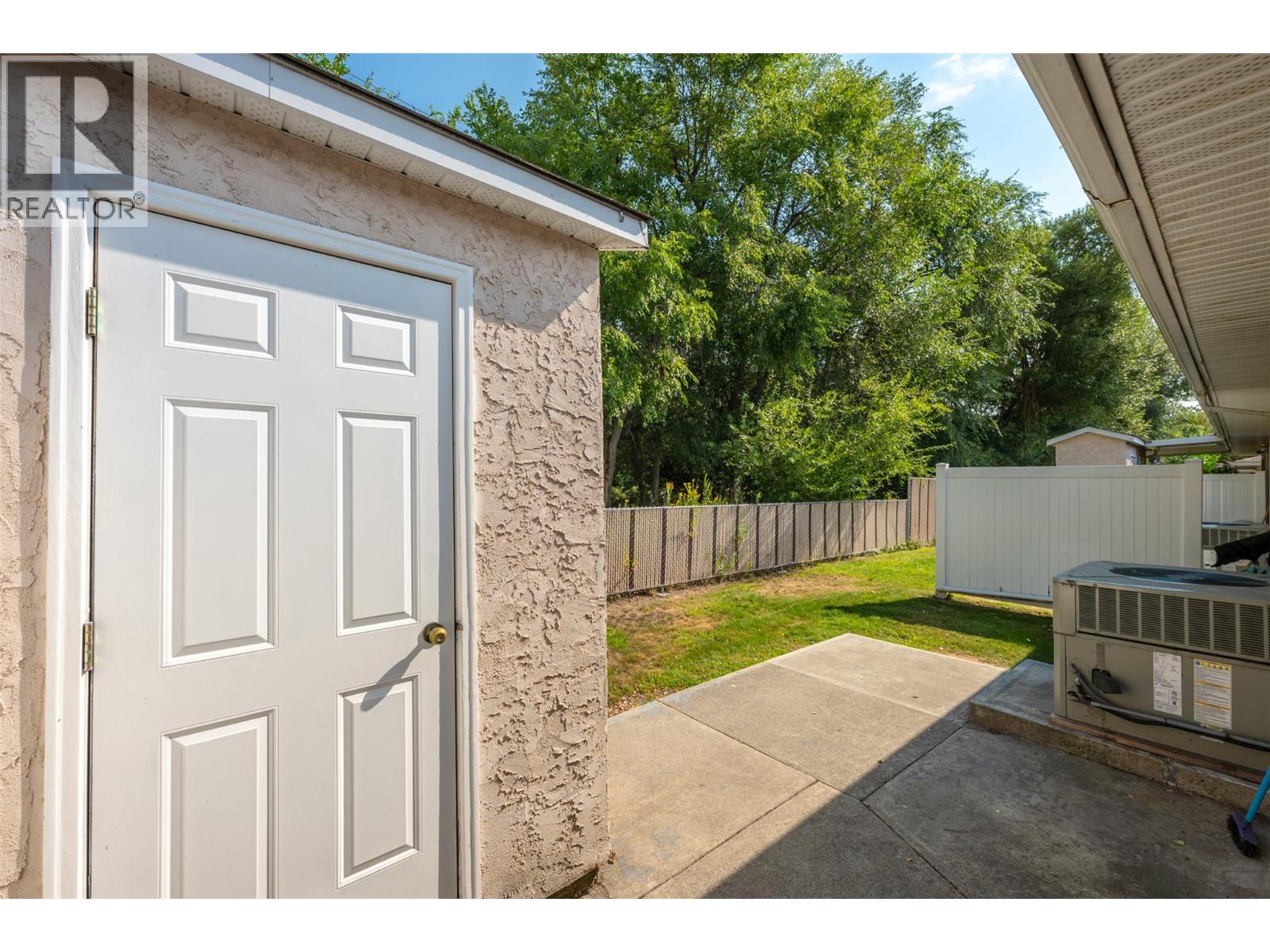 #18 115 REDWING Place - 17
