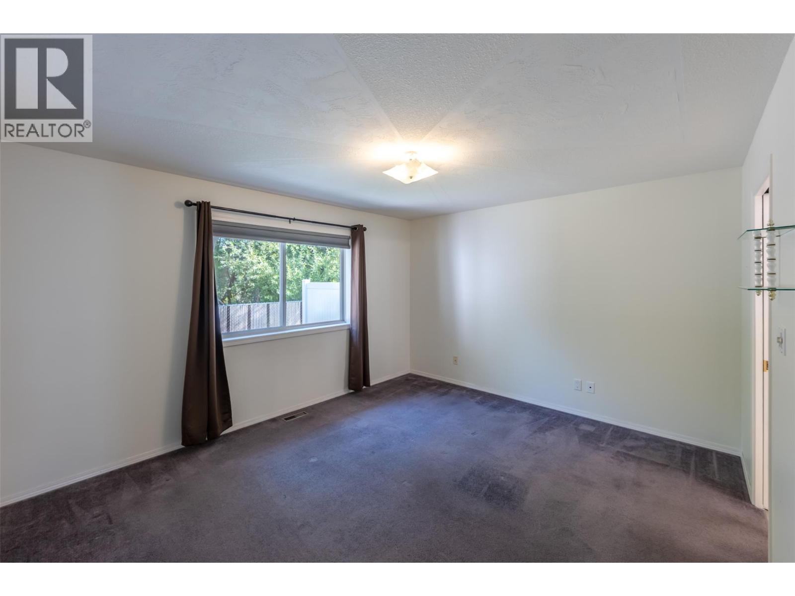 #18 115 REDWING Place - 23