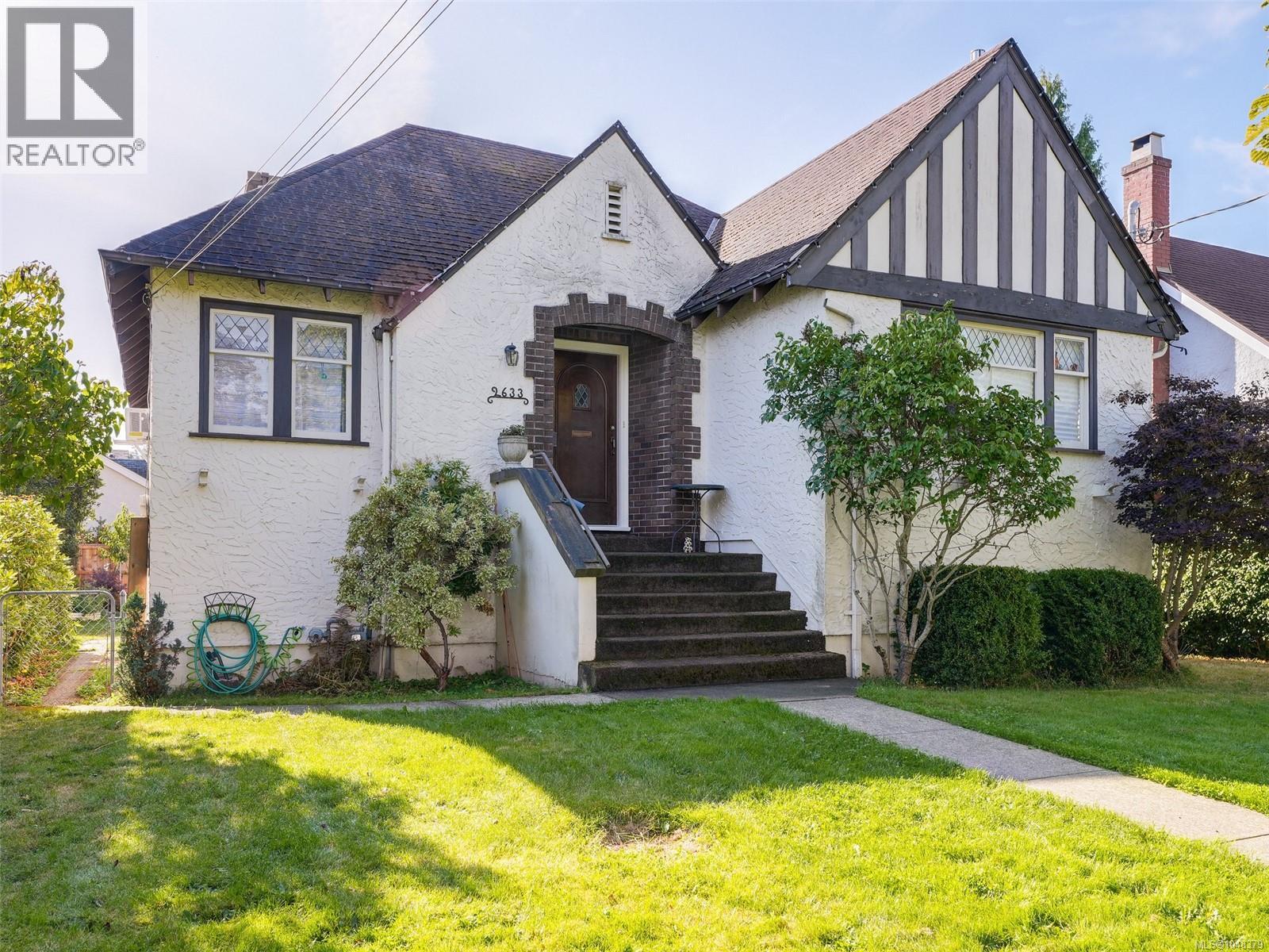 2633 Orchard Ave - 1
