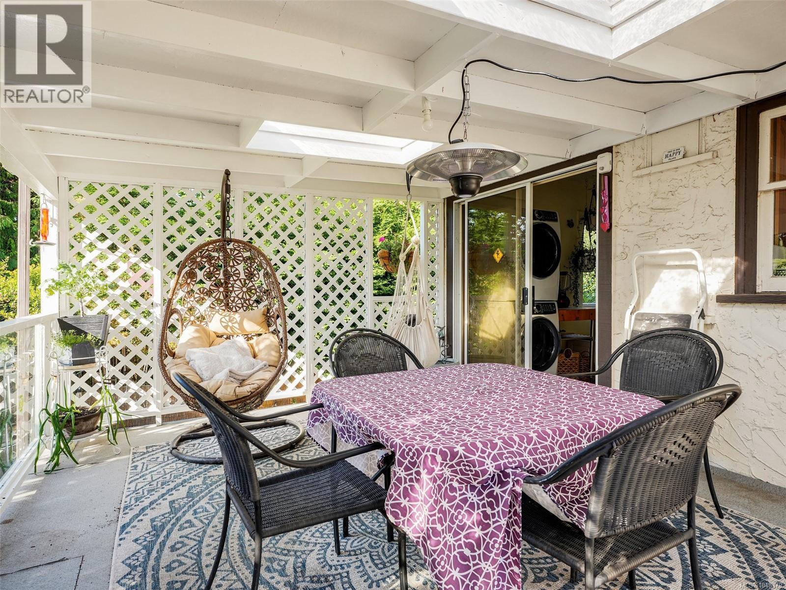 2633 Orchard Ave - 25