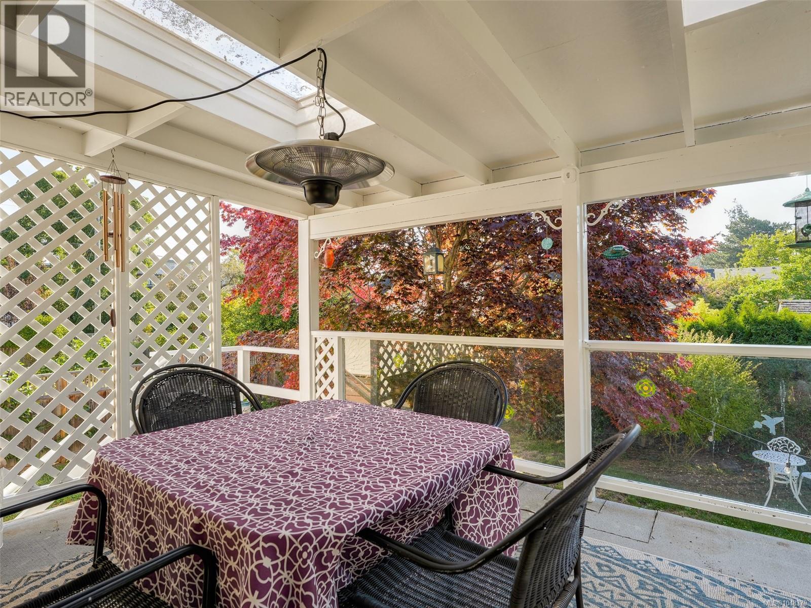 2633 Orchard Ave - 27