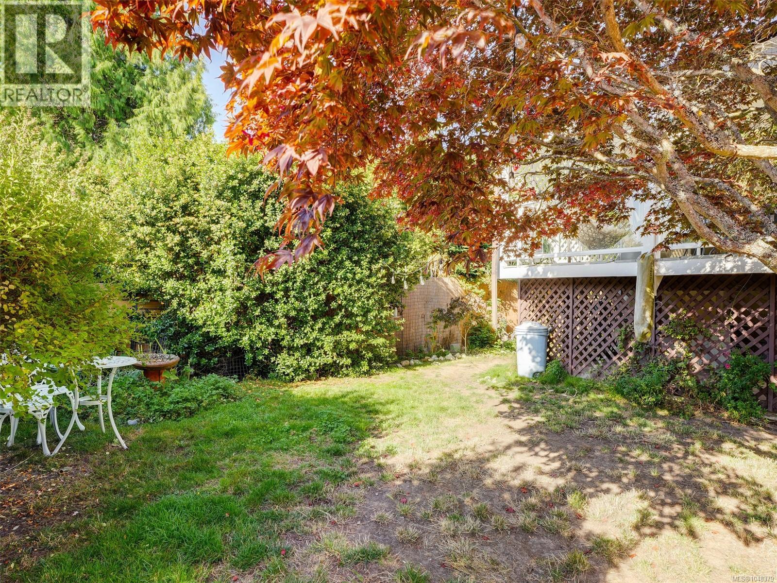 2633 Orchard Ave - Image 29