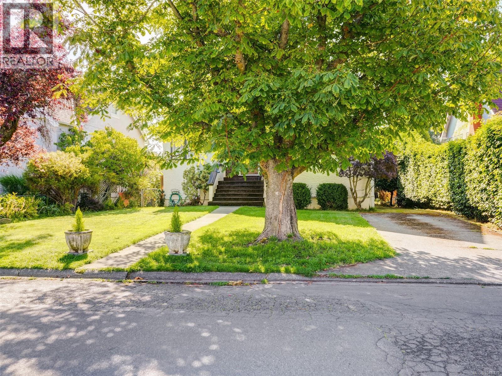 2633 Orchard Ave - 36