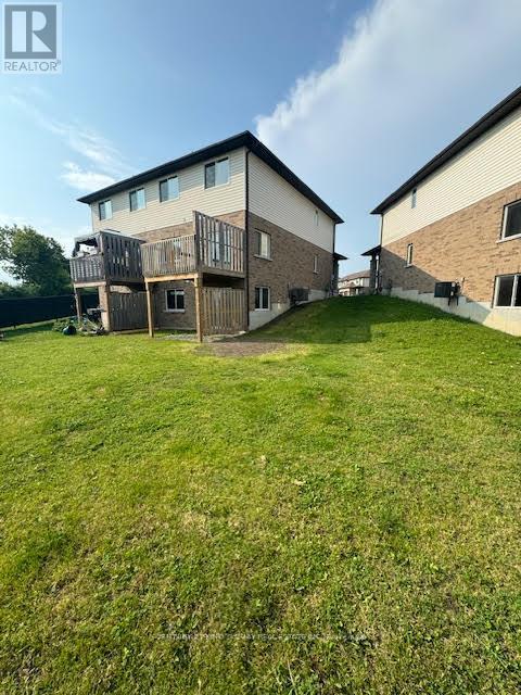 5 LEDGEROCK COURT - 16