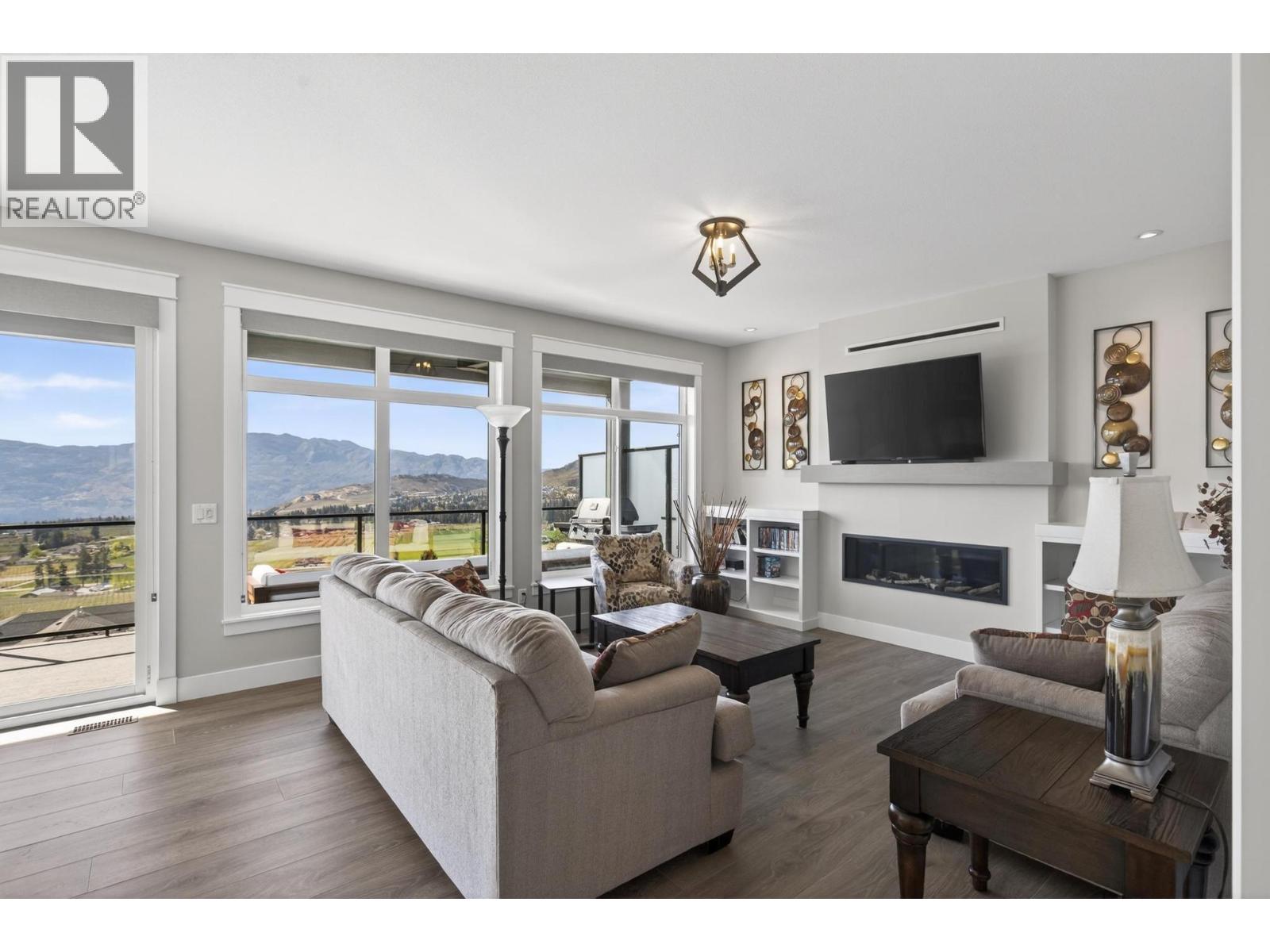  2847 Copper Ridge Drive, West Kelowna