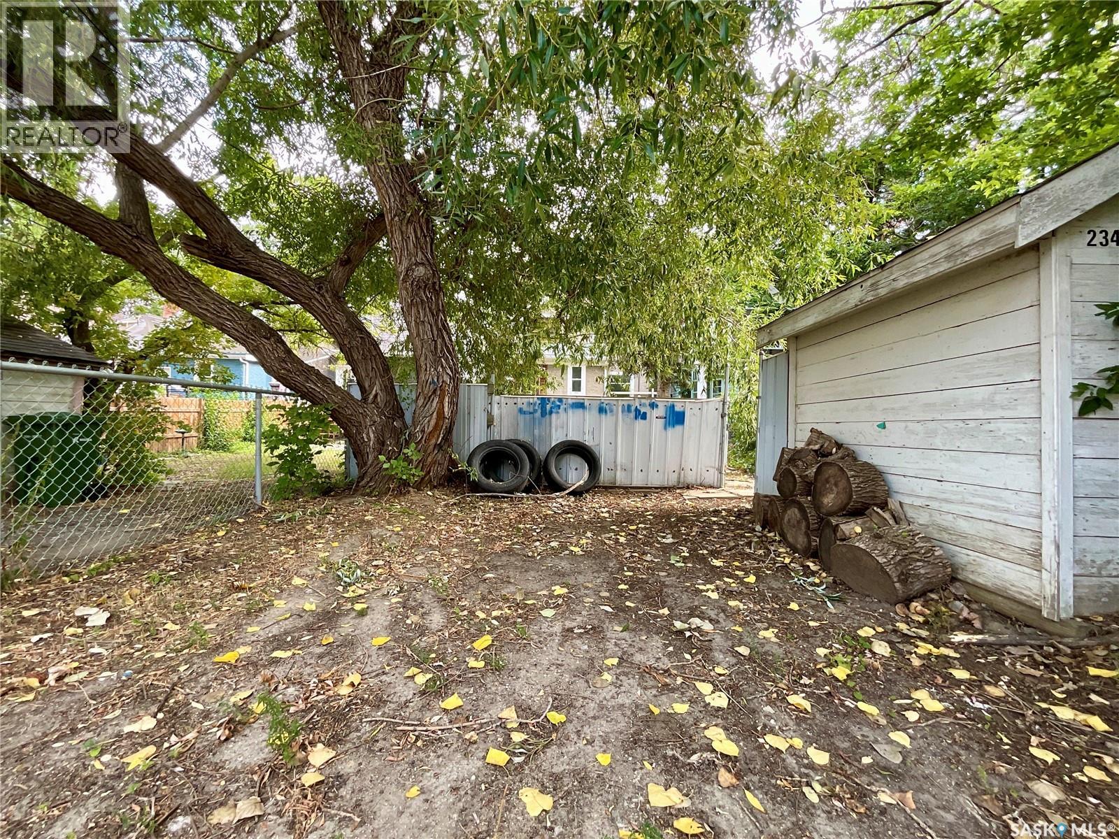 2344 TORONTO STREET - 32