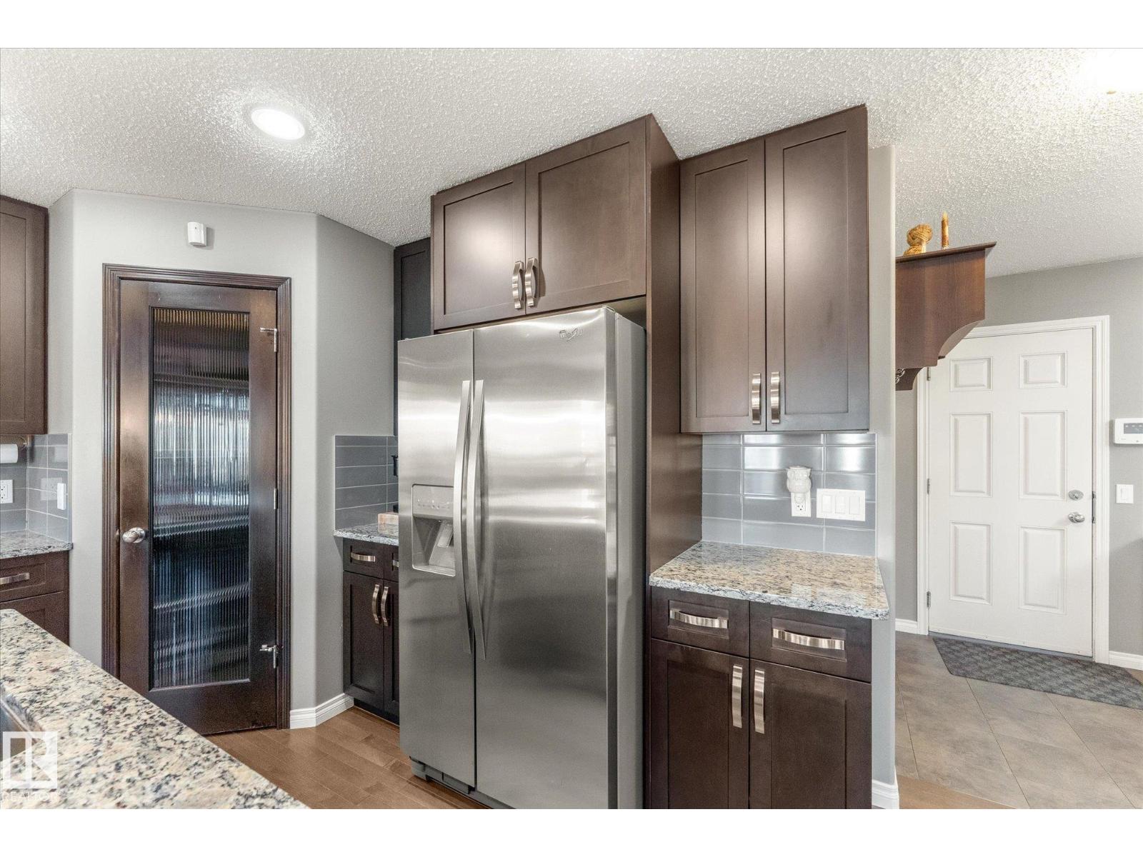 54 WOODHILL LN - Image 19