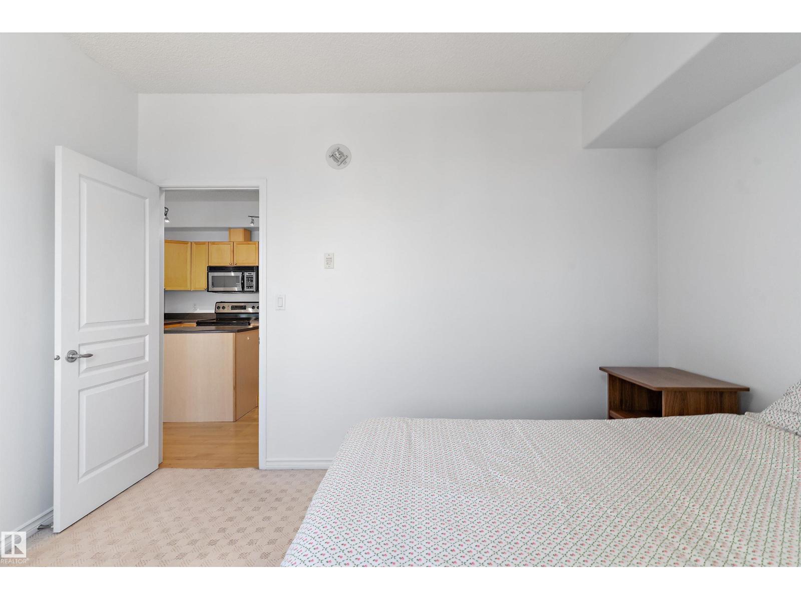 #806 10319 111 ST NW - 27