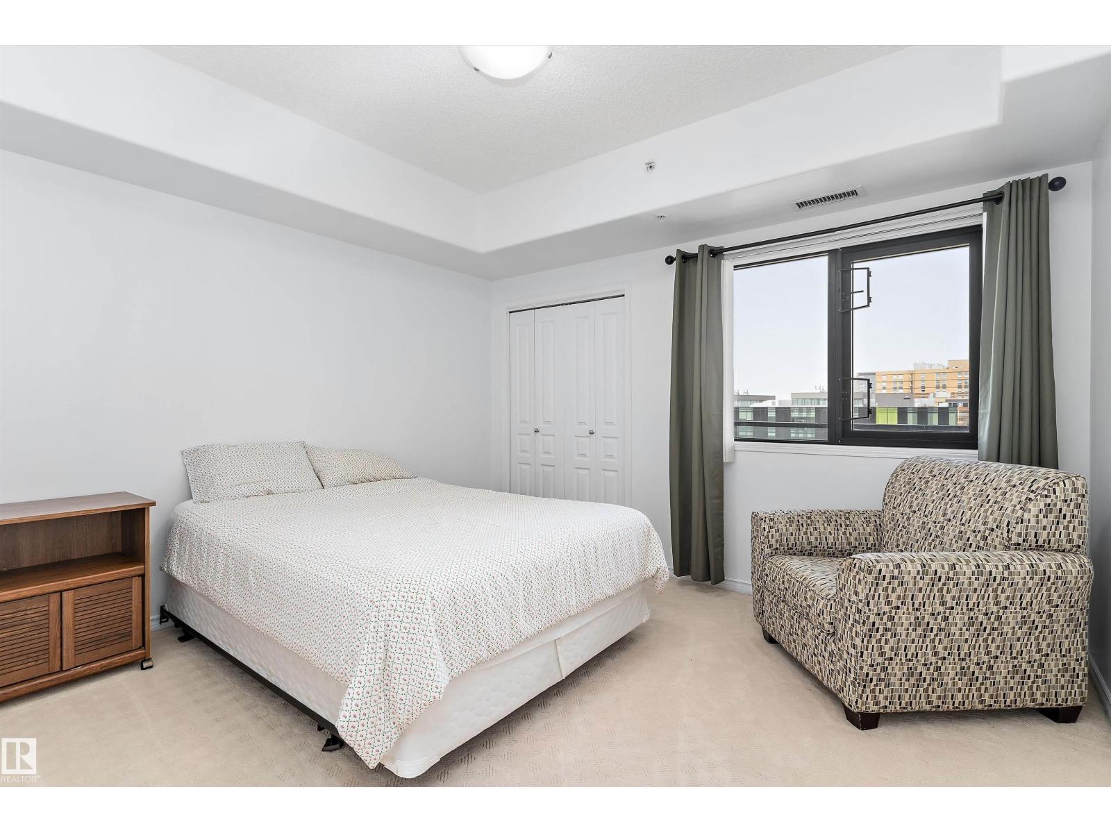 #806 10319 111 ST NW - 26