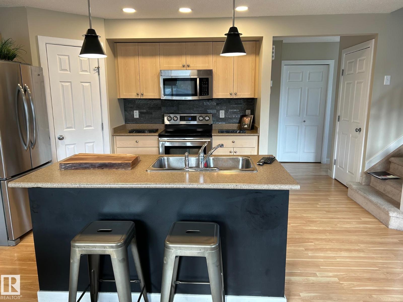 20007 131 AV NW - 4