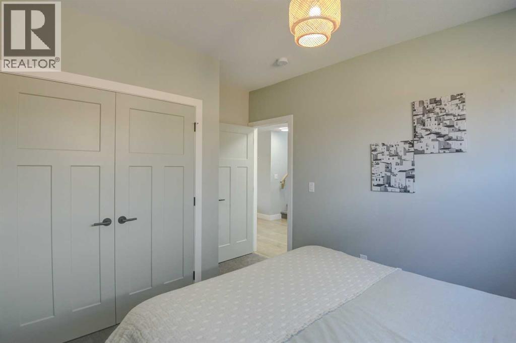 670 Anderson Close NW - 29