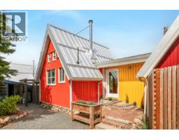 4150 Pinecrest Rd, Denman Island, BC V0R1T0 Photo 16