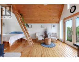 4150 Pinecrest Rd, Denman Island, BC V0R1T0 Photo 18
