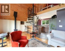 4150 Pinecrest Rd, Denman Island, BC V0R1T0 Photo 32