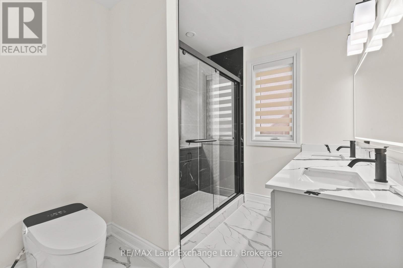 849 SUMPTON STREET - Image 33