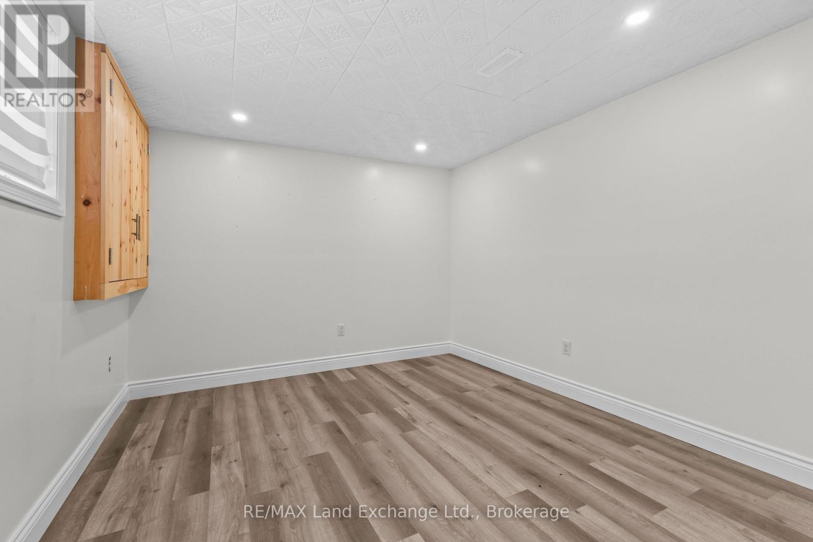 849 SUMPTON STREET - Image 38