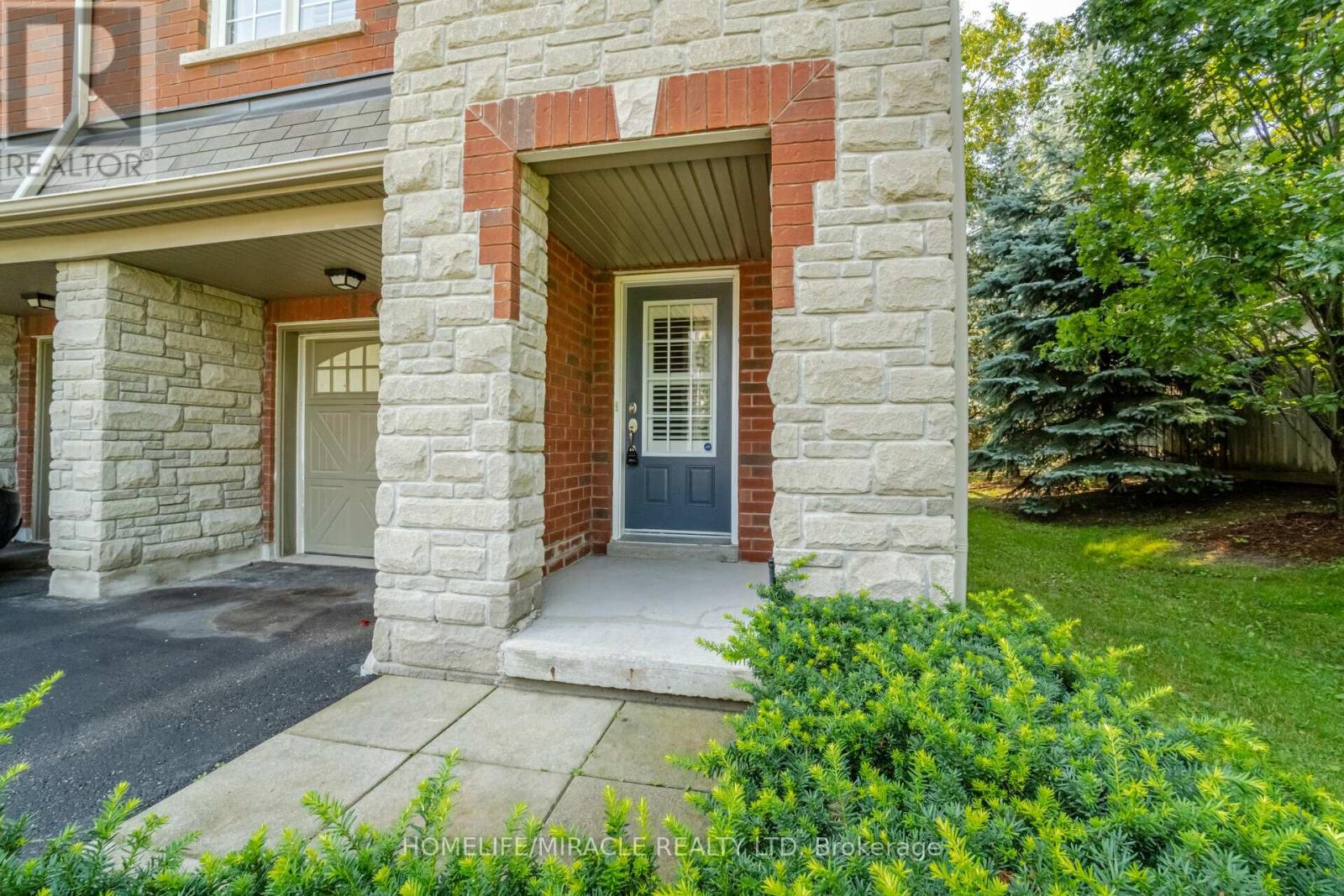 44 - 1701 FINCH AVENUE, Pickering (Village East) — photo 5