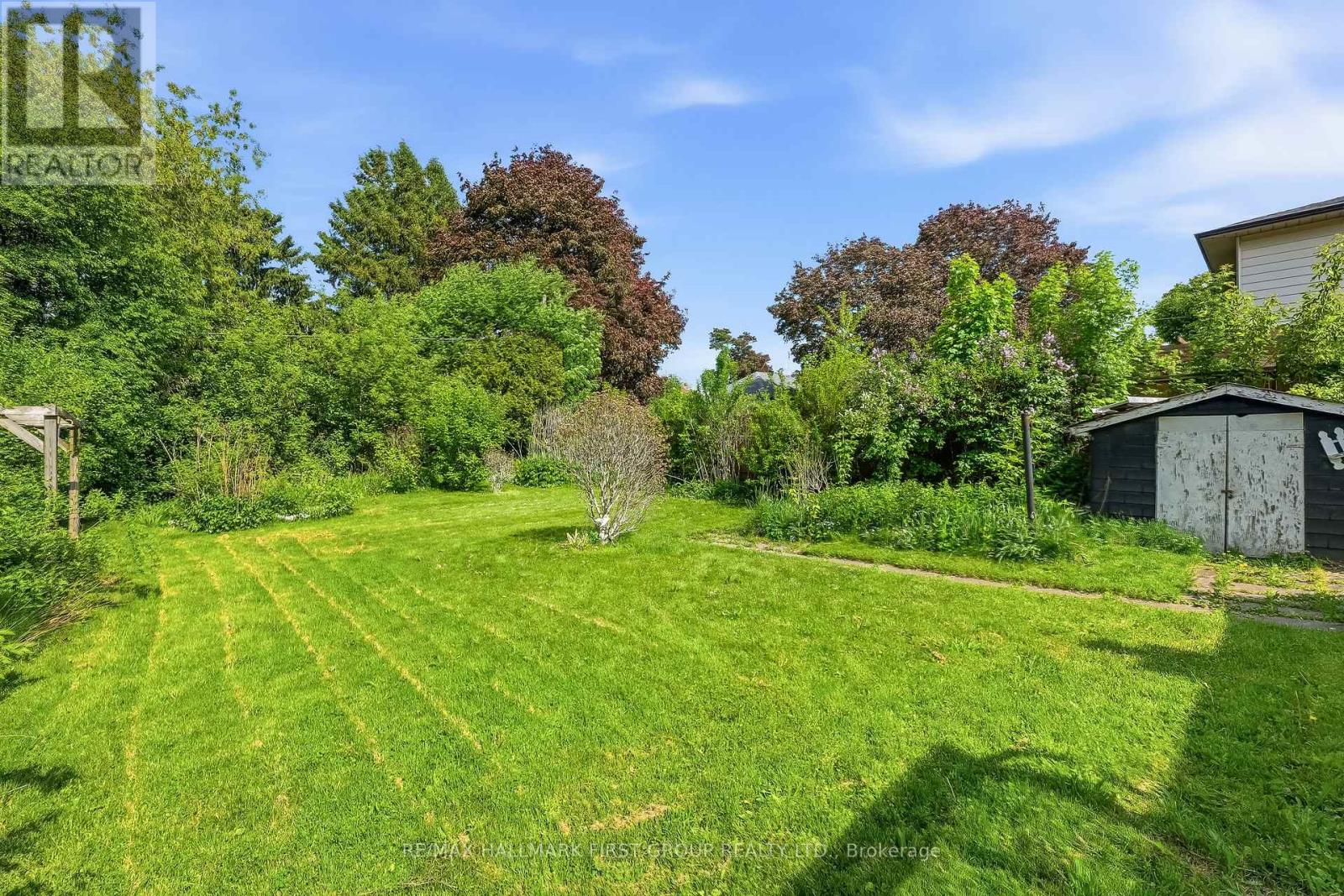 917 GREEN STREET - 23