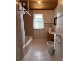 917 Green Street, Whitby, ON L1N4G4 Photo 13