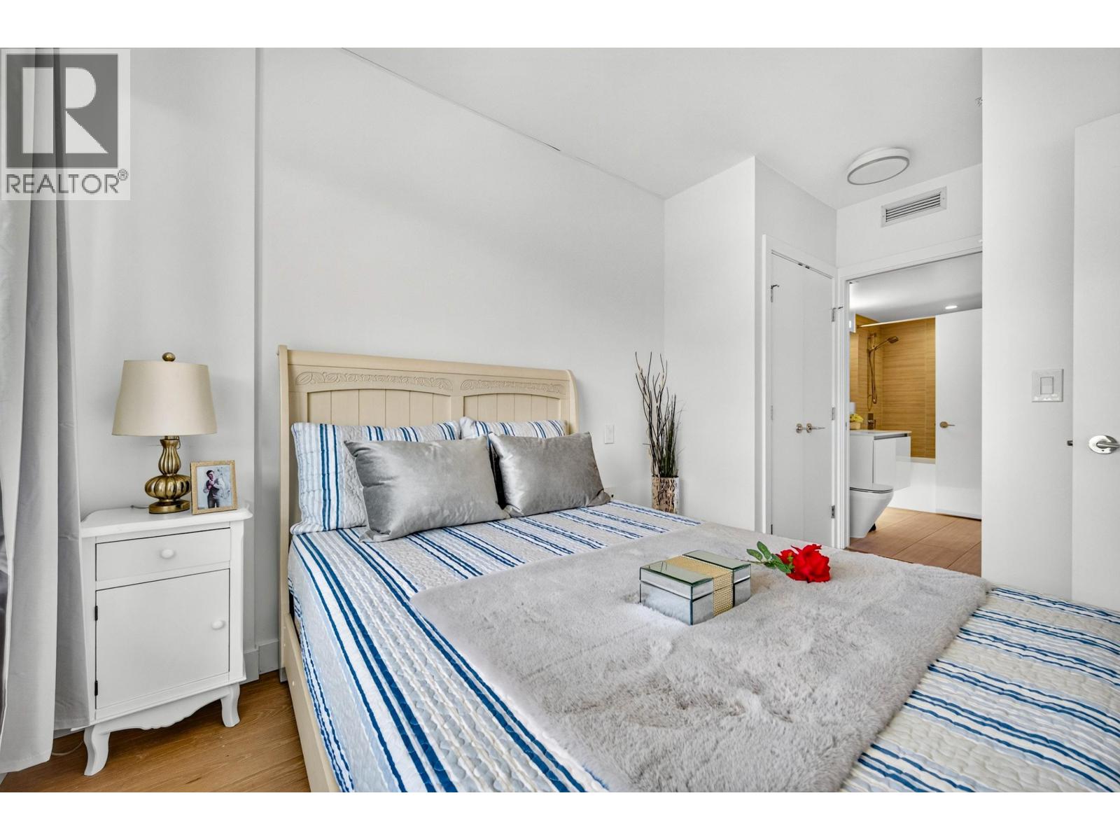 611 5788 GILBERT ROAD, Richmond — photo 9