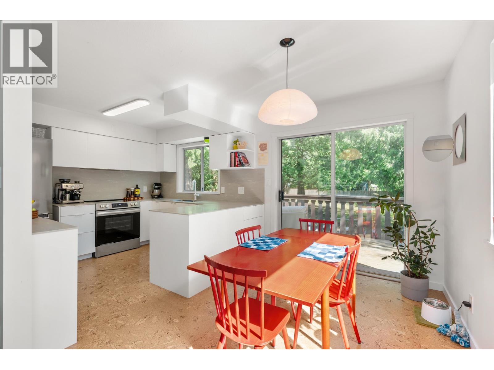 8044 DOGWOOD DRIVE, Halfmoon Bay
