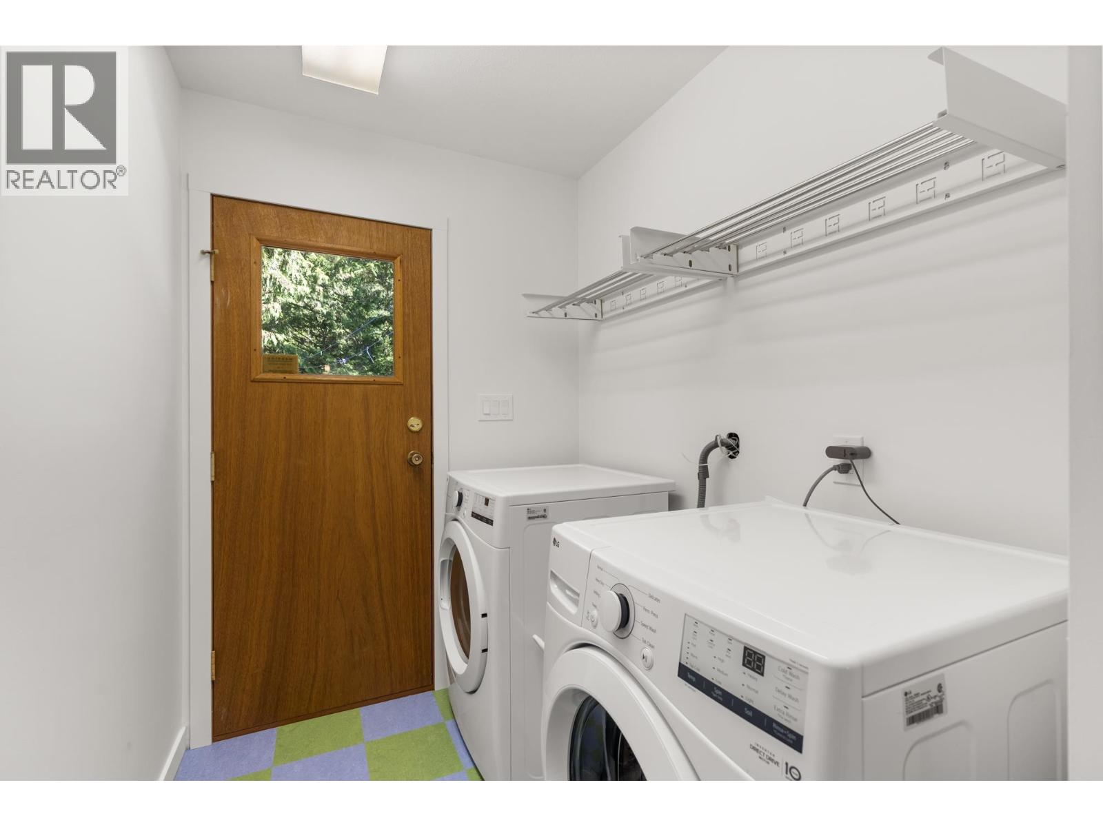 8044 DOGWOOD DRIVE, Halfmoon Bay