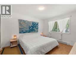 8044 Dogwood Drive, Halfmoon Bay, BC V7Z1A7 Photo 17