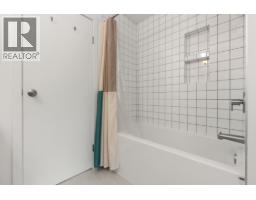 8044 Dogwood Drive, Halfmoon Bay, BC V7Z1A7 Photo 22
