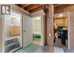 8044 Dogwood Drive, Halfmoon Bay, BC V7Z1A7 Photo 25